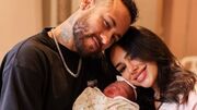 Neymar e Bruna com a filha Mavie