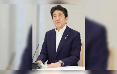 ex-primeiro-ministro japonês Shinzo Abe, de 67 anos.