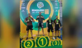 Lutador de Apucarana é campeão do Brasileiro de Jiu-jitsu no RJ