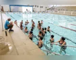 Aulas de natação e hidroginástica são realizadas pela Secretaria de Esportes