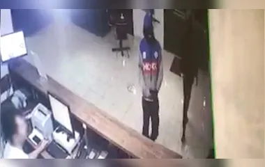 Um bandido morre e quatro são presos após tentativa de roubo em hotel