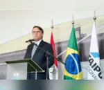 Presidente Bolsonaro chega em Foz para permitir duplicação da BR-469