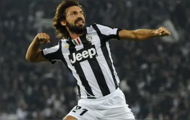 Pirlo volta à Juventus, agora como técnico do time sub-23