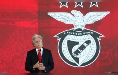 Jorge Jesus estreia no Benfica, com nove brasileiros no elenco