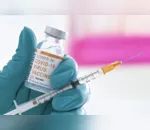 Pfizer e BioNTech dizem que vacina contra covid-19 se mostrou 90% eficaz