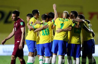 Seleção brasileira joga mal, mas vence a Venezuela e segue 100%