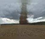 Tornado atinge área rural no interior do Paraná