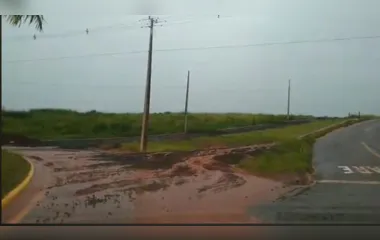 Chuva forte é registrada em Apucarana durante a tarde; veja