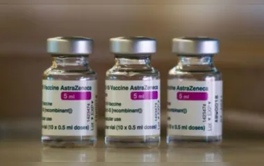 Fiocruz entrega doses da vacina de Oxford nesta sexta