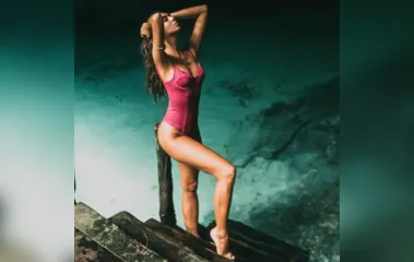 Jess Dantas estrela campanha de Verão da Lago Beachwear