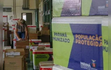 Saúde distribui lote de medicamentos para 31 hospitais do PR