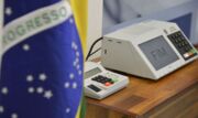 Pesquisa mostra empate técnico de Bolsonaro e Lula para 2022