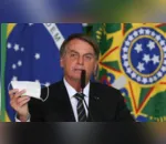 Bolsonaro diz que contaminação é mais eficaz que vacina