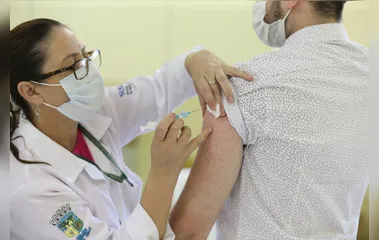 Paraná começará a vacinar população geral de 18 a 59 anos