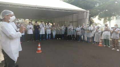 Grupo de Apucarana entrega café especial na vacinação