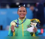 Rebeca Andrade leva medalha de ouro e faz história