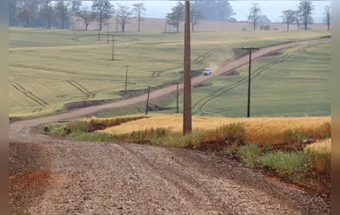 Estradas rurais de Ivaiporã ganham melhorias