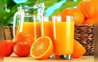 O suco de laranja é uma das bebidas preferidas dos brasileiros