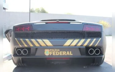 PF do Paraná utiliza Lamborghini de R$ 800 mil como viatura
