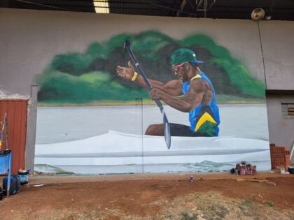 Homenagem: 'Pantera Negra' ganha grafite em Apucarana; veja