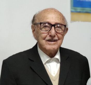 Fahed Daher, médico e poeta de Apucarana, completa 95 anos
