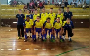 Arapongas realiza seletiva para equipes de base do Futsal