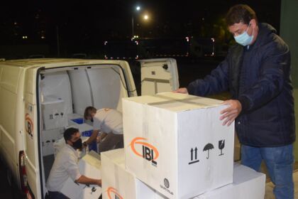 Paraná recebe 97 mil vacinas pediátricas contra a Covid-19