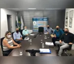 A comitiva de Arapongas foi recebida na Fomento Paraná