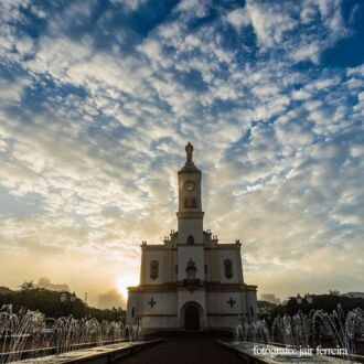 Catedral de Apucarana realiza missa pela paz na Ucrânia