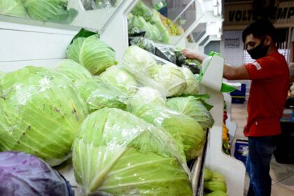 Feira mais cara: clima instável afeta preços das hortaliças