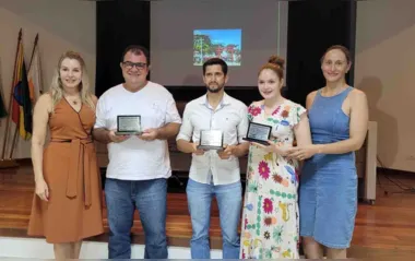Comtur entrega premiação do concurso Descubra Ivaiporã