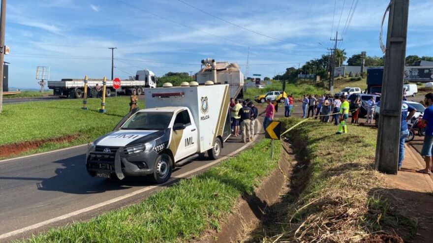 Ciclista de Cambira morre após ser atropelada por caminhão