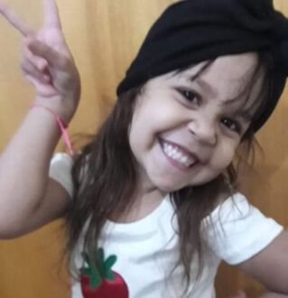Família cria 'vaquinha' online para pagar cirurgia de menina