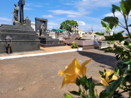Ladrões são flagrados furtando cemitério de Apucarana