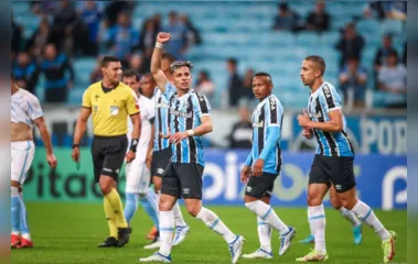 Grêmio bate Londrina e chega a nove jogos invicto na Série B