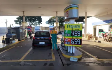 Litro da gasolina cai até R$ 1 em Apucarana e Arapongas