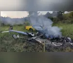 As chamas tomaram conta da aeronave