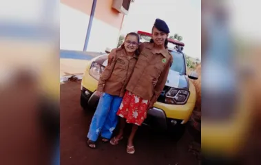 Garota de Kaloré faz 10 anos e convida Polícia Militar para a festa