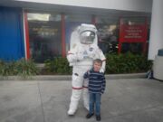 O pequeno, que morreu em maio, queria se tornar astronauta desde que tinha cinco anos