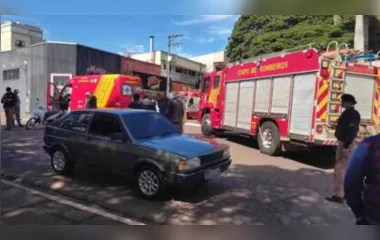Acidente de trânsito foi na Av. Brasil em Ivaiporã. Uma mulher de 46 anos ficou ferida.