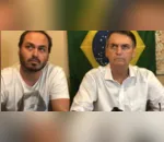 Carlos ao lado do pai, o presidenteJair Bolsonaro