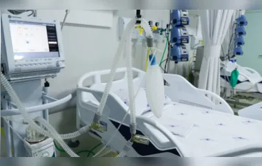 Idosa é presa por desligar respirador de colega de quarto em hospital