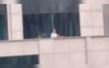 Casal é flagrado tendo relações íntimas em terraço de prédio em SP