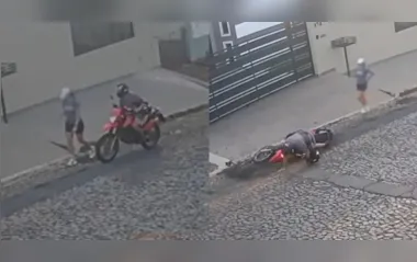 Vídeo flagra queda de motoqueiro após apalpar pedestre, no Paraná