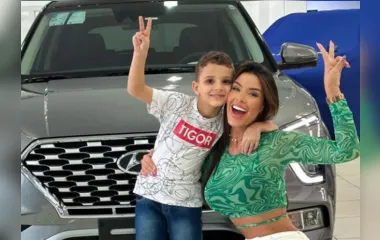 Ex-BBB Ivy Moraes compra carro de luxo: "Suor do meu trabalho"