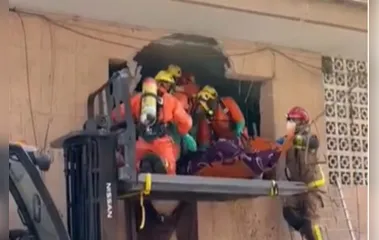 Homem de 250 quilos é resgatado em montanha de lixo na Espanha; vídeo