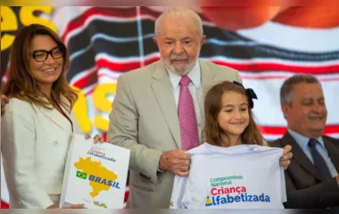 Lula afirma que Estado falhou na alfabetização de crianças