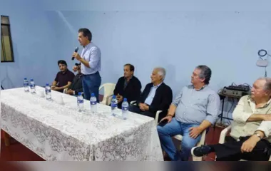 Rubens Bueno e Beto Richa reúnem lideranças políticas em Jardim Alegre