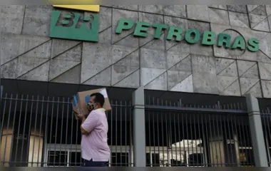 Petrobras reduz R$ 0,13 no preço da gasolina para distribuidoras