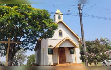 Capela de distrito é réplica da 1ª Igreja Matriz de Arapongas; vídeo